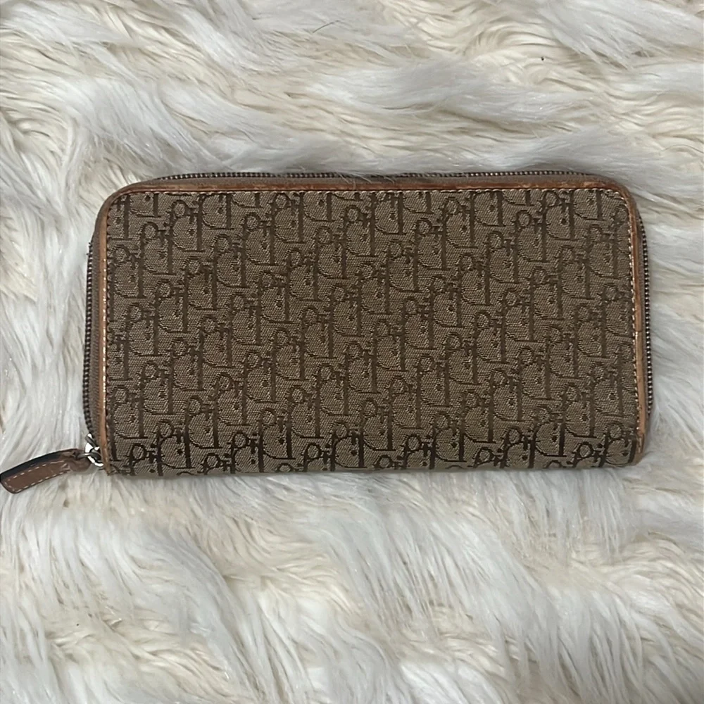 DIOR VINTAGE WALLET